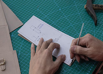 Send enquiry of handbag to us