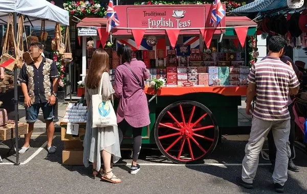 Portobello Road Leather Handbag Market